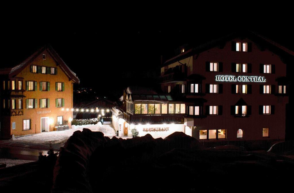 Hotel Central Obersaxen Exterior photo